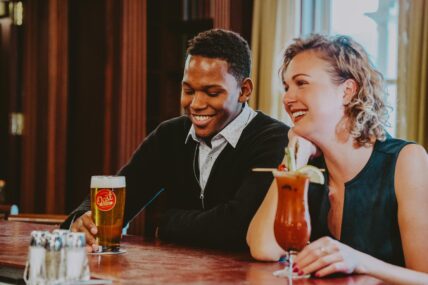 A couple enjoying the live entertainment at Churchill Lounge in Niagara-on-the-Lake.