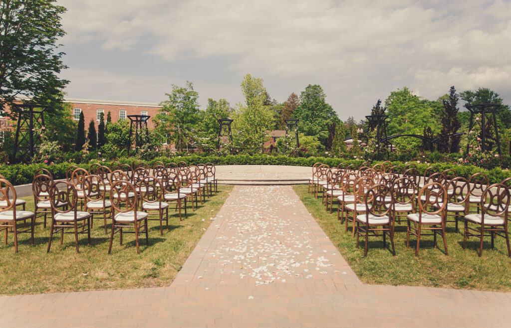 Weddings at Pillar and Post in Niagara on the Lake