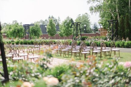 La Roserie wedding ceremony space in The Gardens at Pillar and Post in Niagara-on-the-Lake.