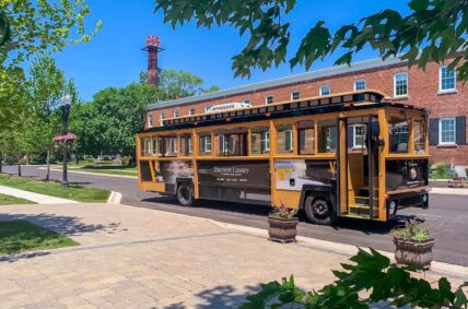 The Vintage Hotels Wine Trolley Tour in Niagara-on-the-Lake.